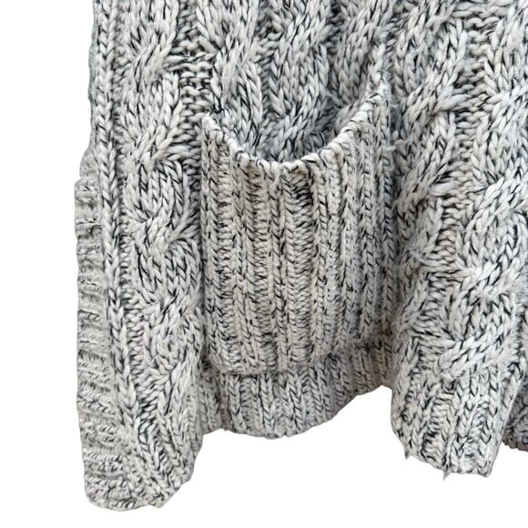 Vintage Forever 21 Cable Knit Chunky Poncho Cape OS Buttoned Sleeve Boho Y2K - Picture 4 of 7